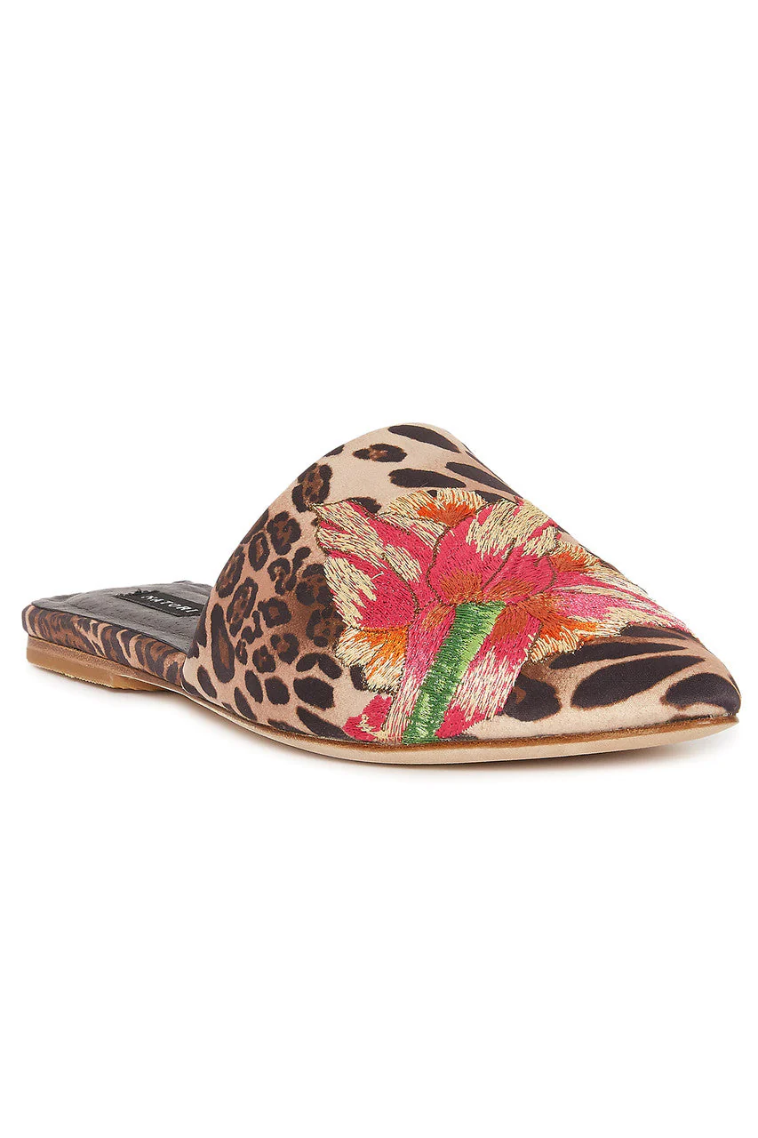 Arri Luxe Leopard Satin Embroidered Slide - Image 6