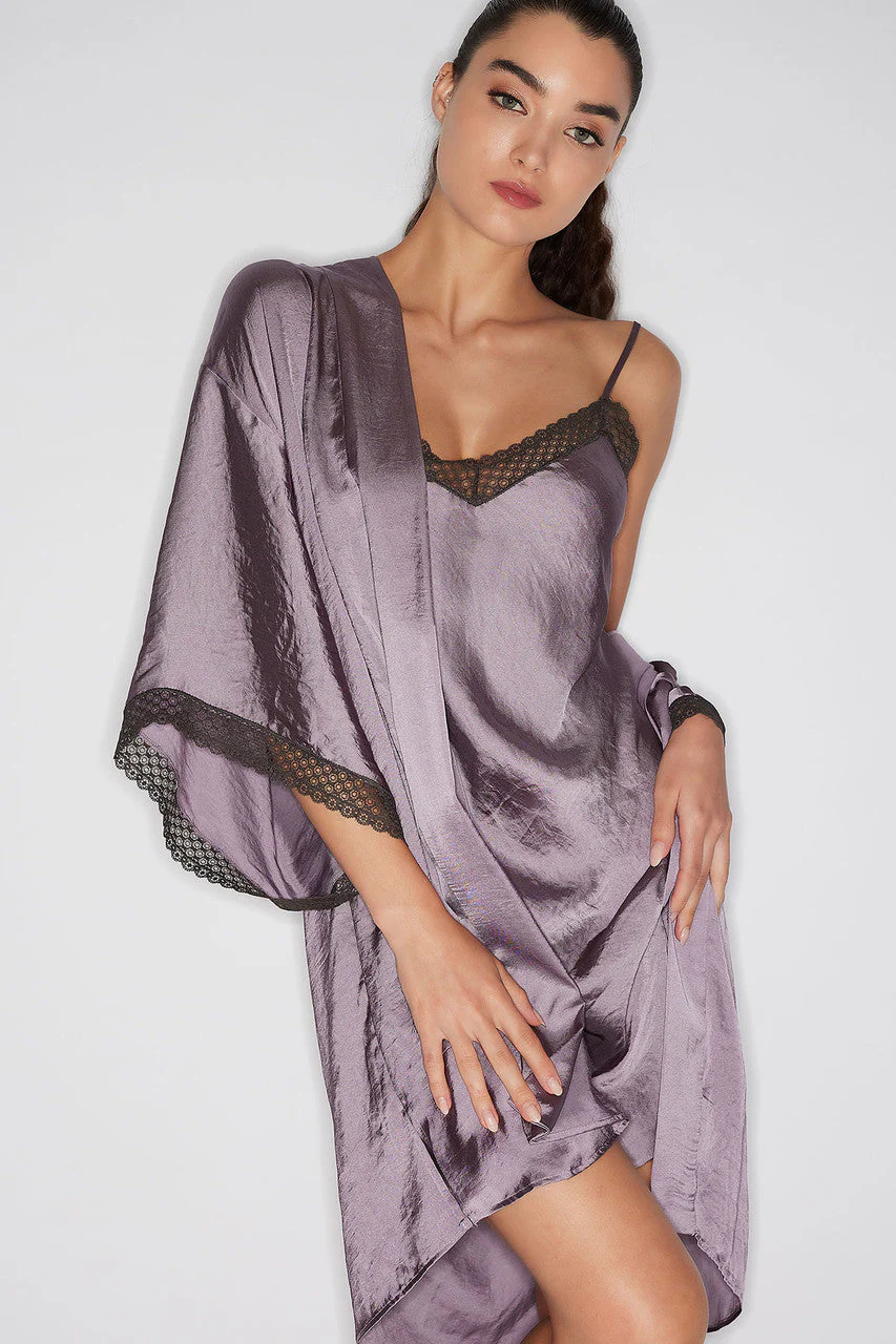 Ashley Icon Lace Wrap