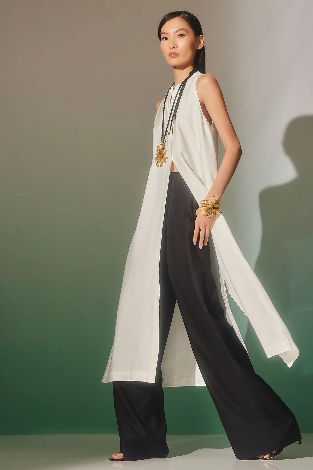 Cotton Silk Twill Sleeveless Tunic