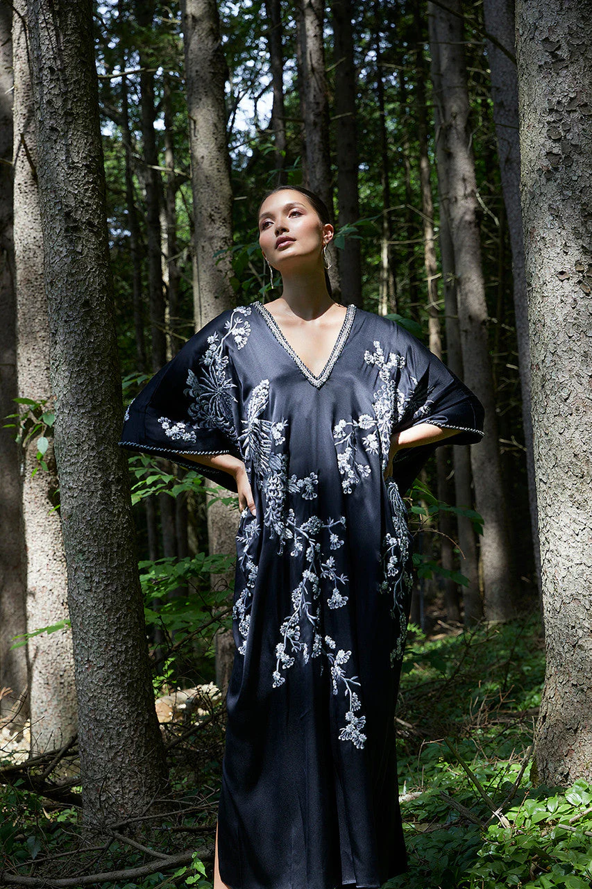 Couture Black Silk Embroidered Caftan - Image 4