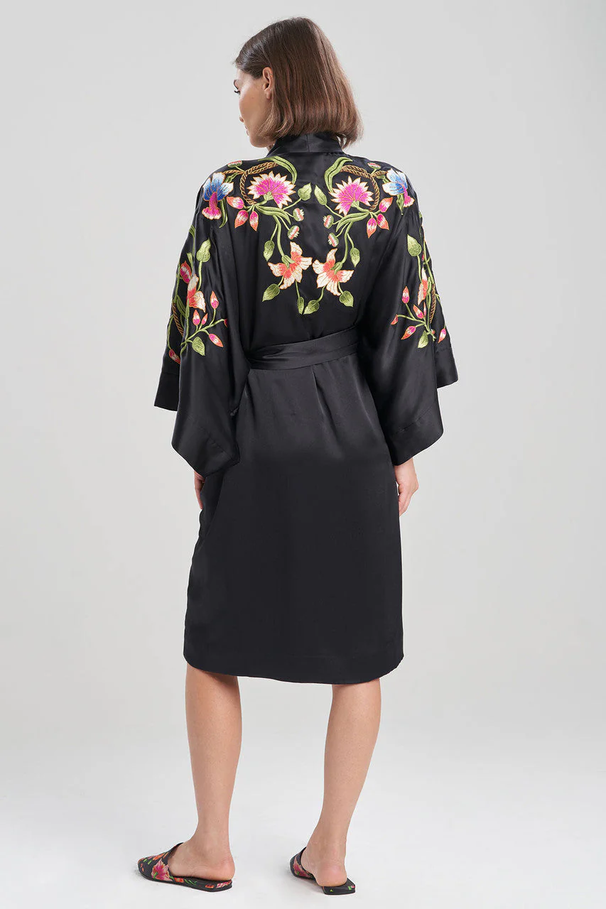 Couture Kamakura Embroidery Wrap - Image 2