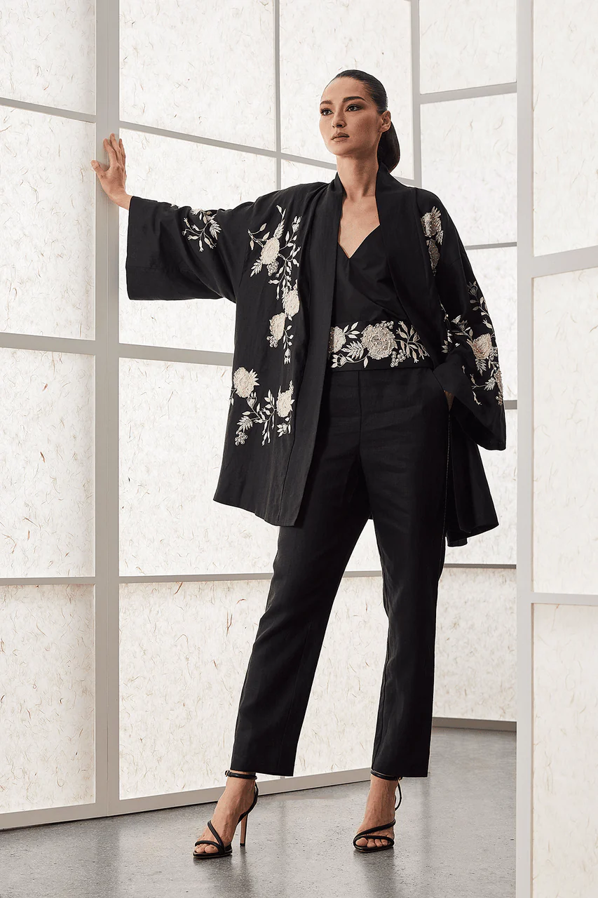 Couture Luxe Linen Tapered Pants - Image 3