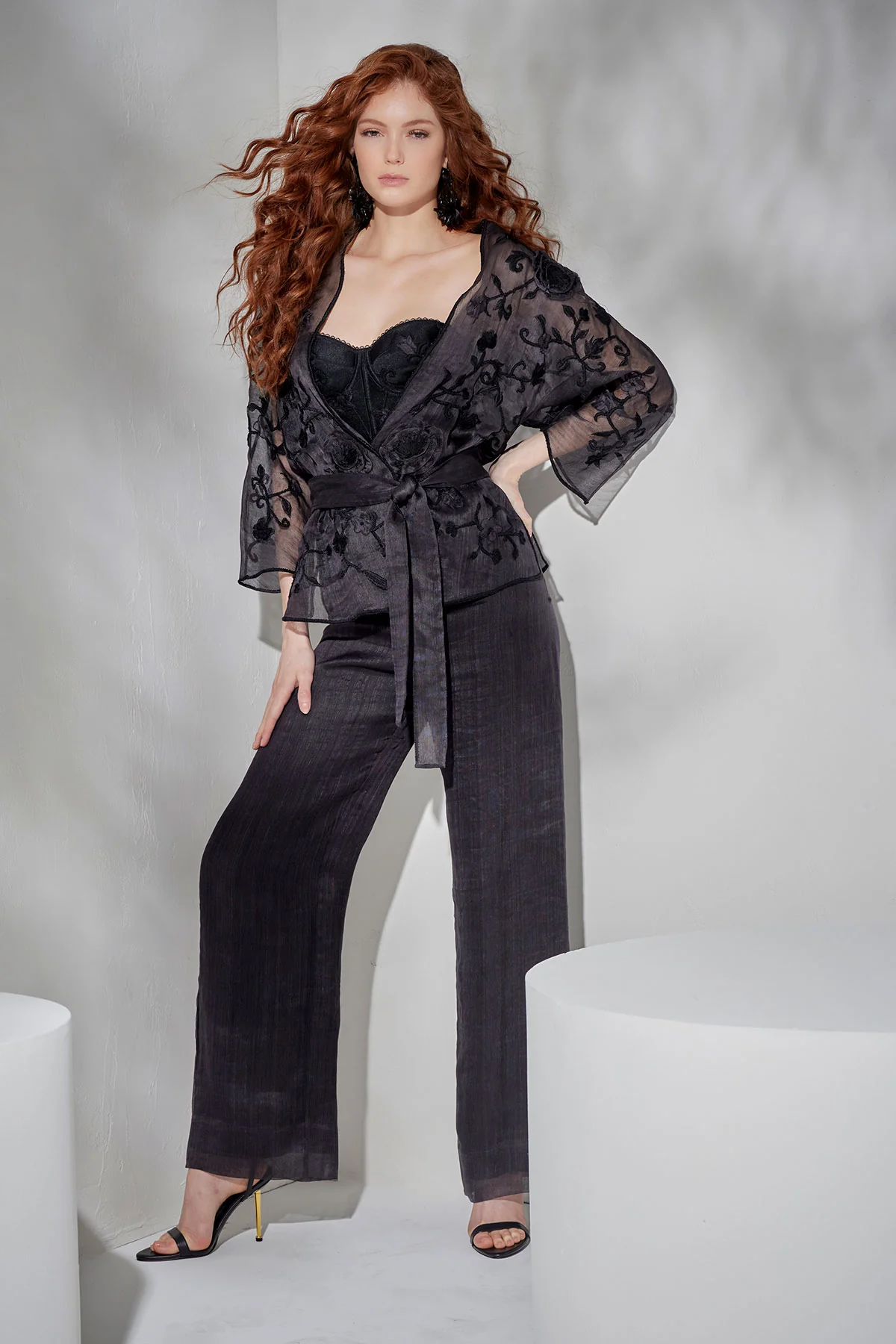 Couture Piña Embroidered Bustier - Image 4