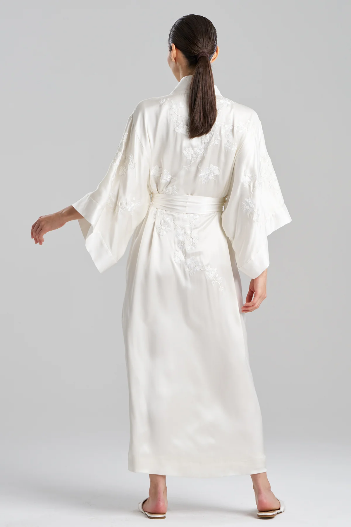 Couture Sakura Embroidered Silk Robe - Image 3