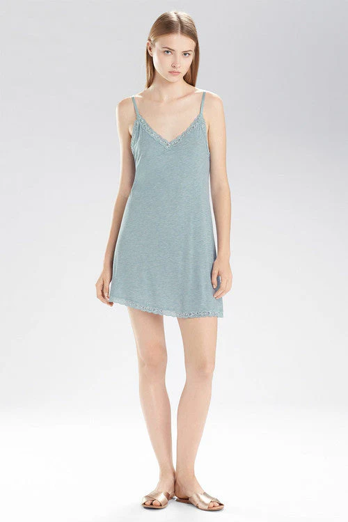 Feathers Essentials Chemise