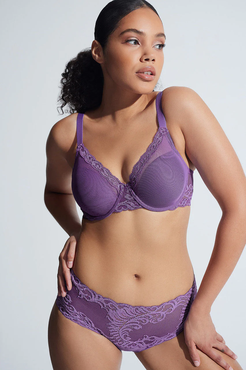 Feathers Full Figure Contour Underwire Bra - Image 12