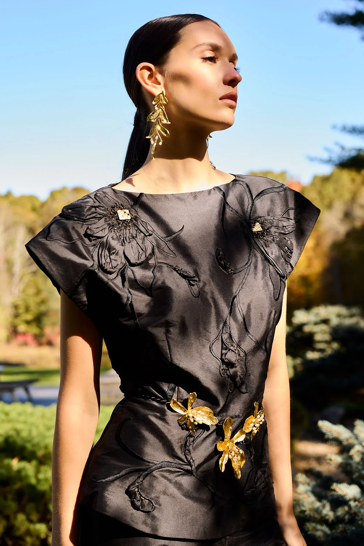 Fresh Water Pearl & Gold Plated Cluster Peony Necklace - Image 4