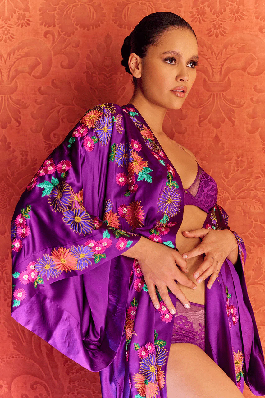 Key Essentials Embroidered Kimono Silk Robe - Image 4