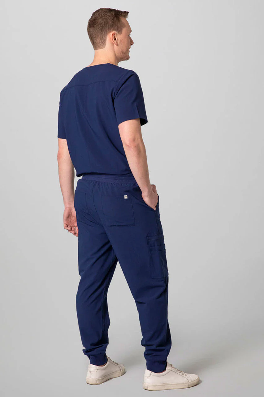 Men's 2-Pocket V-Neck Scrub Top - Image 3
