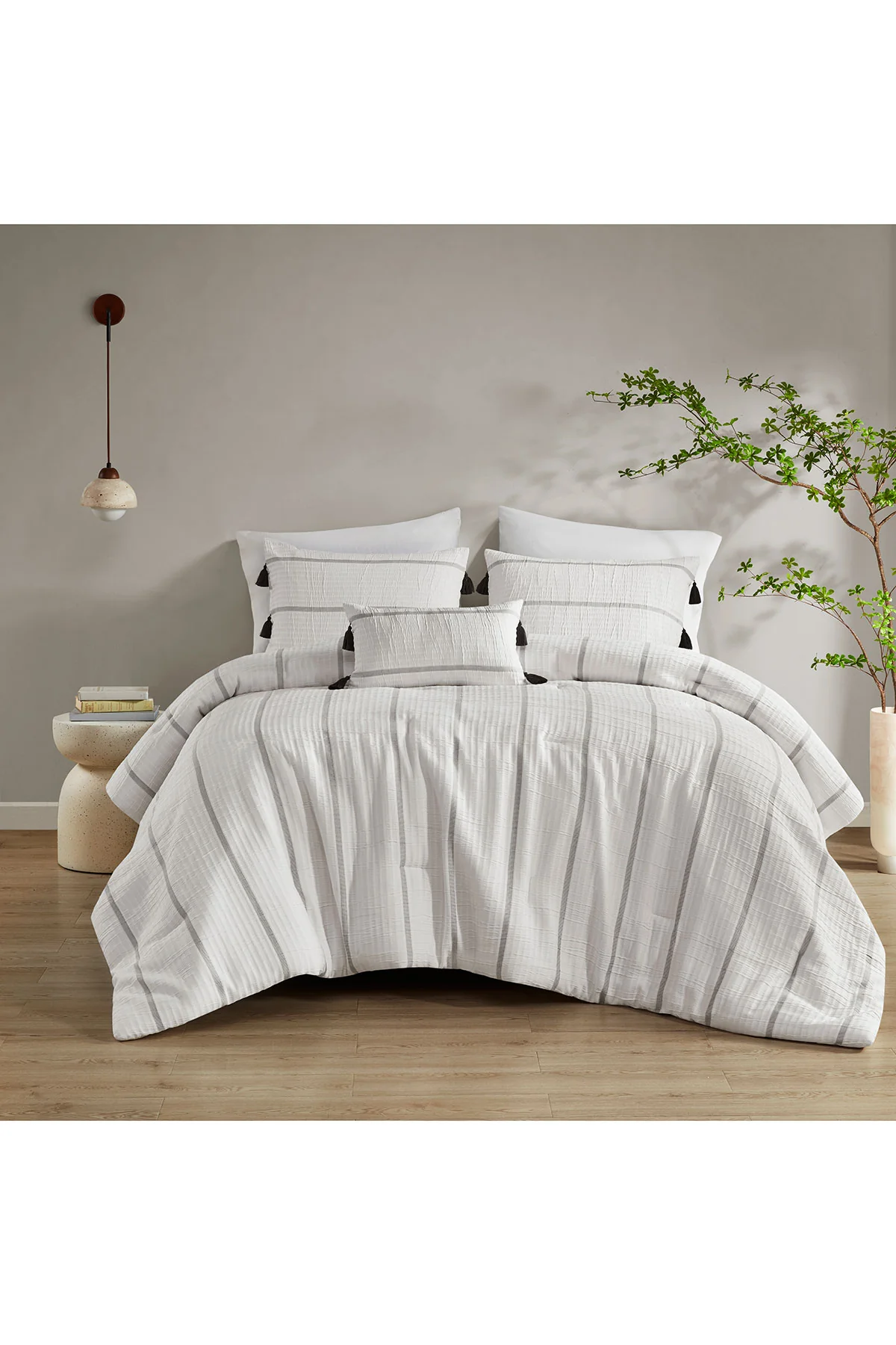 Naru 4 Piece Jacquard Stripe Comforter Mini Set