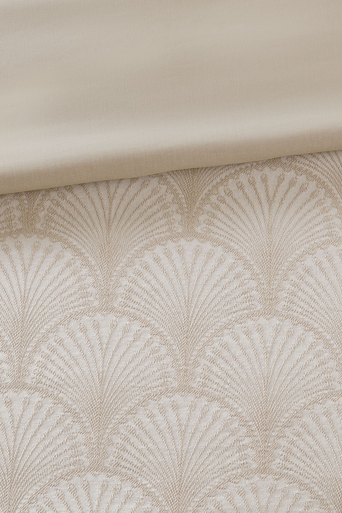 Ogee Fan Jacquard 3 Piece Comforter Mini Set - Image 4
