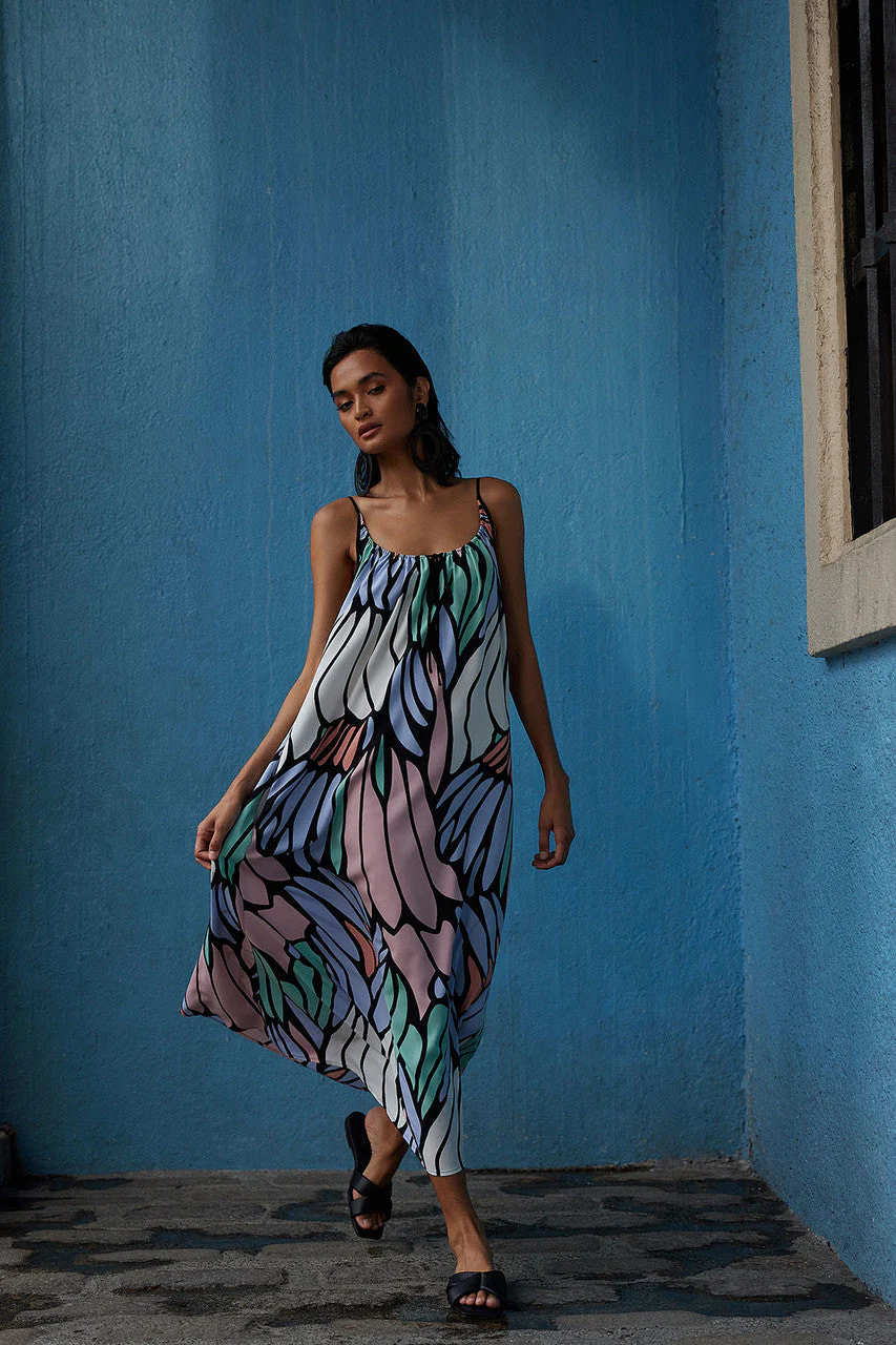 Papillon Getaway Scoop Neck Gown - Image 4