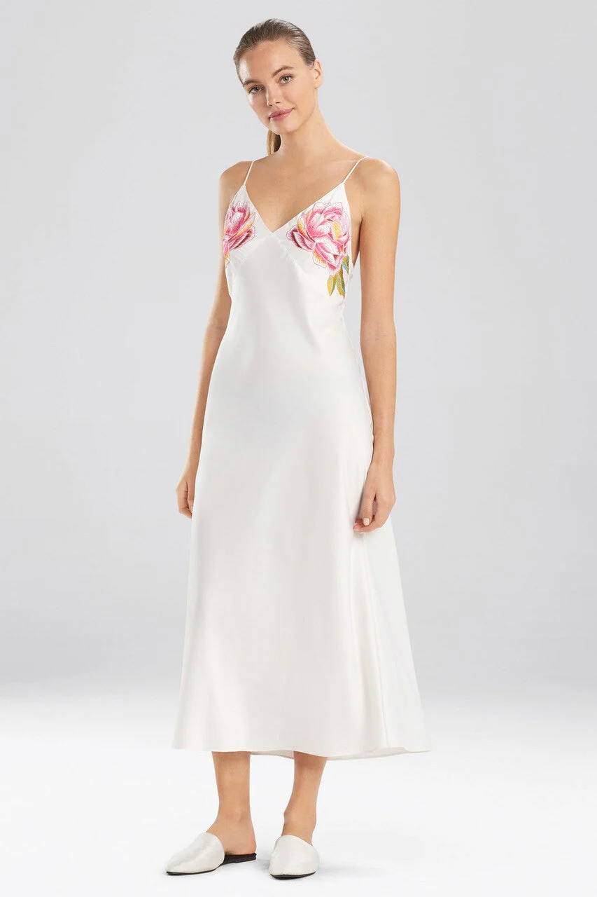Serafina Embroidery Gown - Image 2