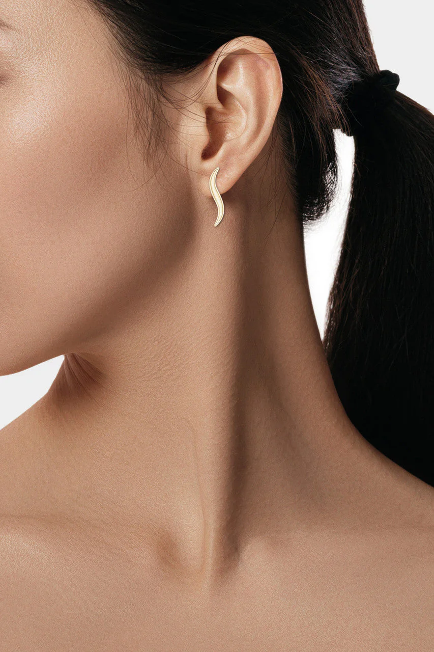 Shangri-La Brushstroke 14k Gold Stud Earrings - Image 6