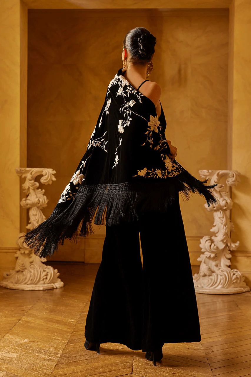 Velvet Silk Embroidered Shawl - Image 5
