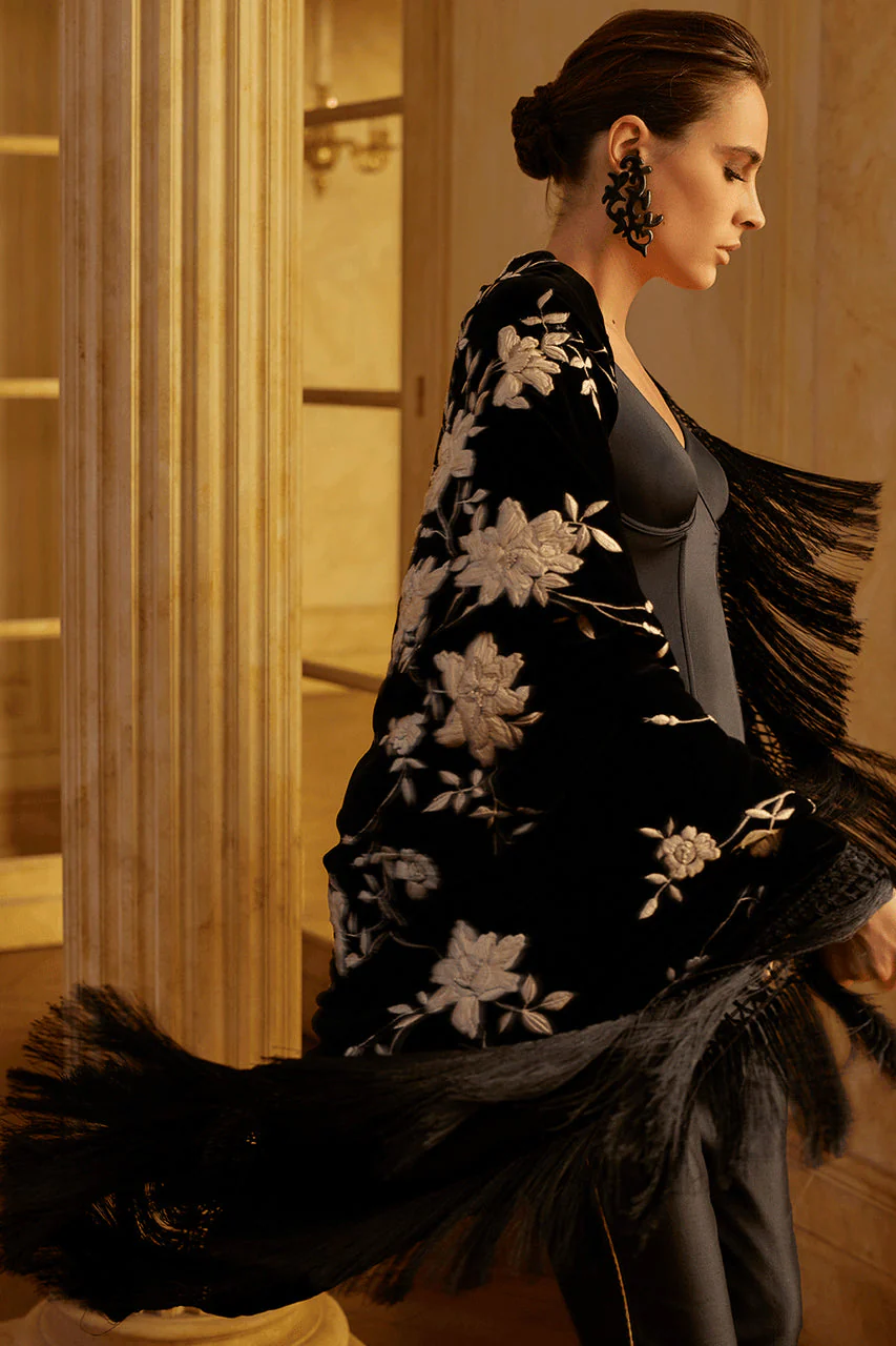Velvet Silk Embroidered Shawl - Image 6