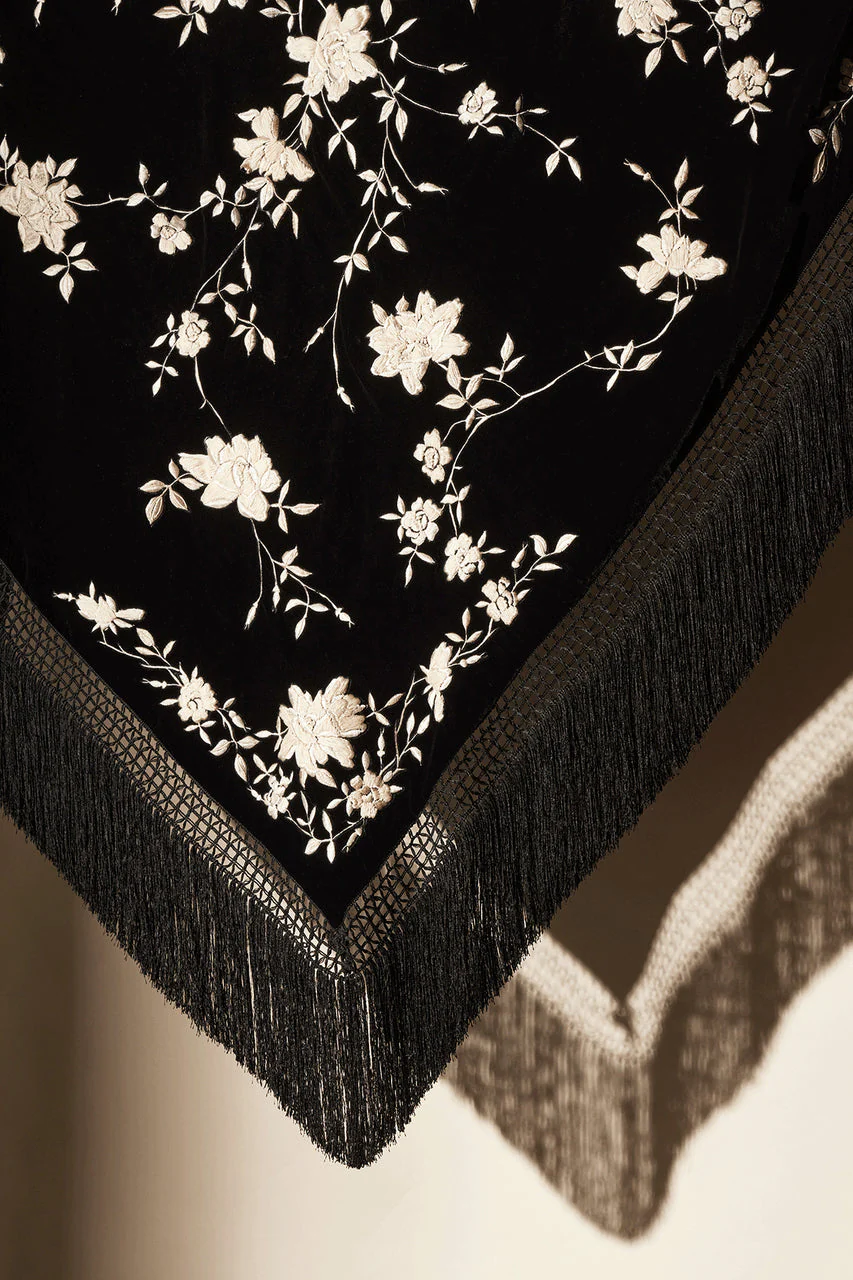 Velvet Silk Embroidered Shawl - Image 8